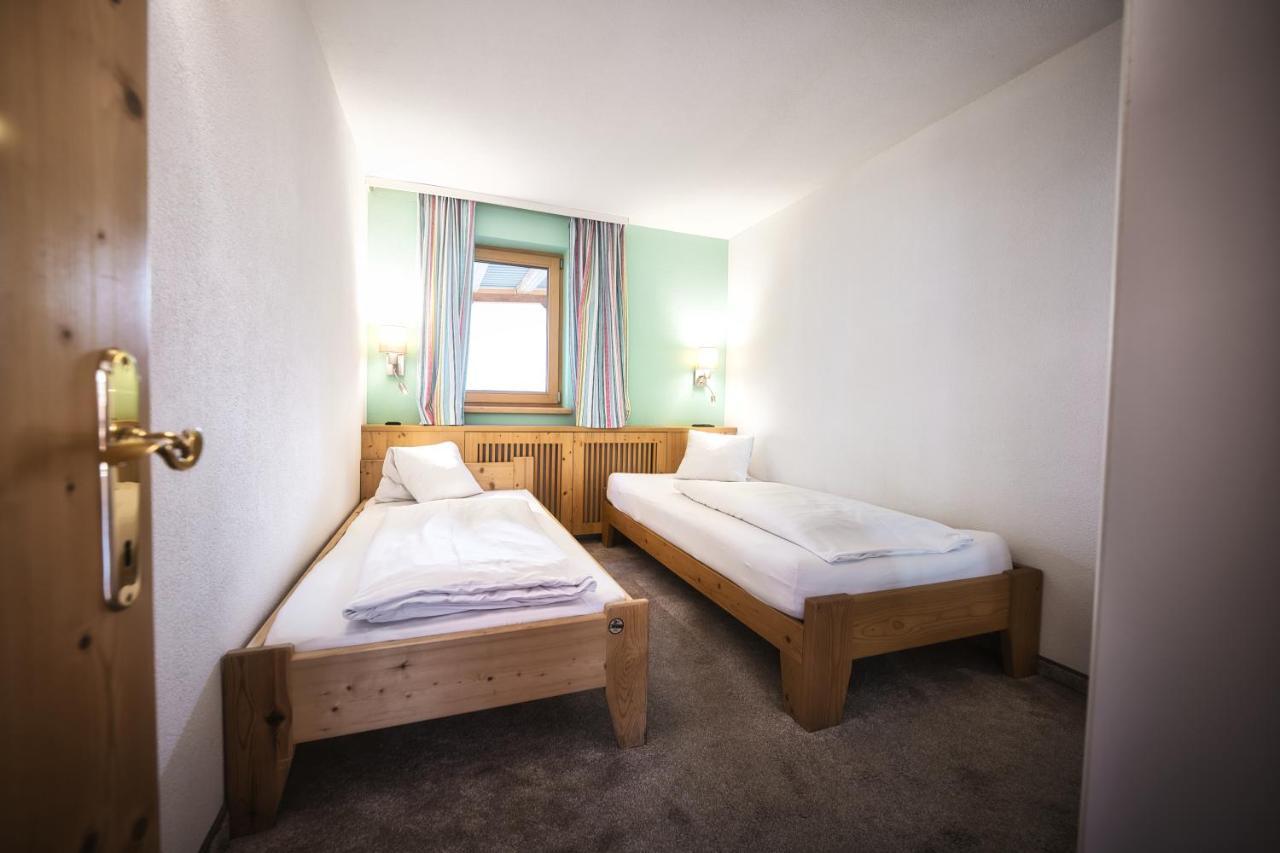 Berghotel Basur - Das Schihotel Am Arlberg Flirsch Dış mekan fotoğraf