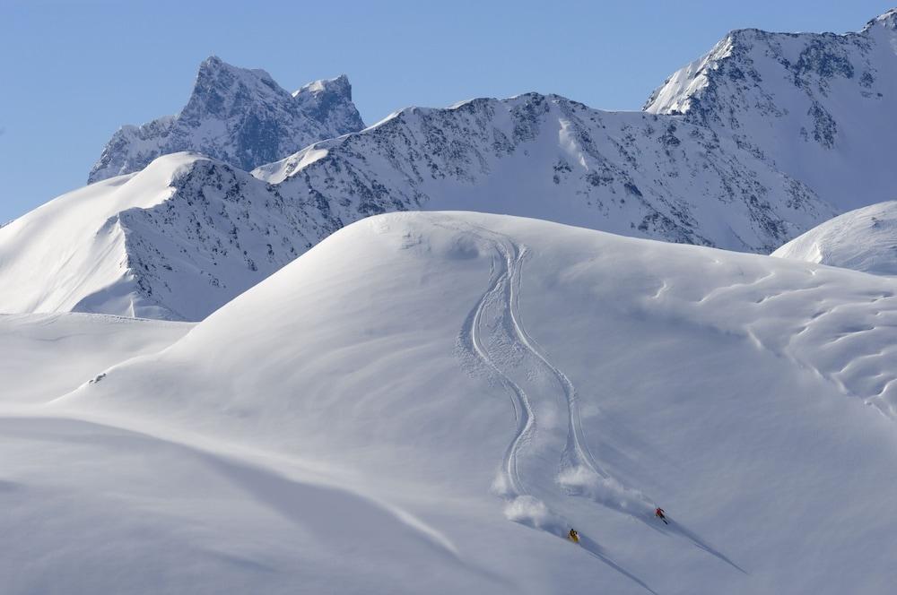 Berghotel Basur - Das Schihotel Am Arlberg Flirsch Dış mekan fotoğraf