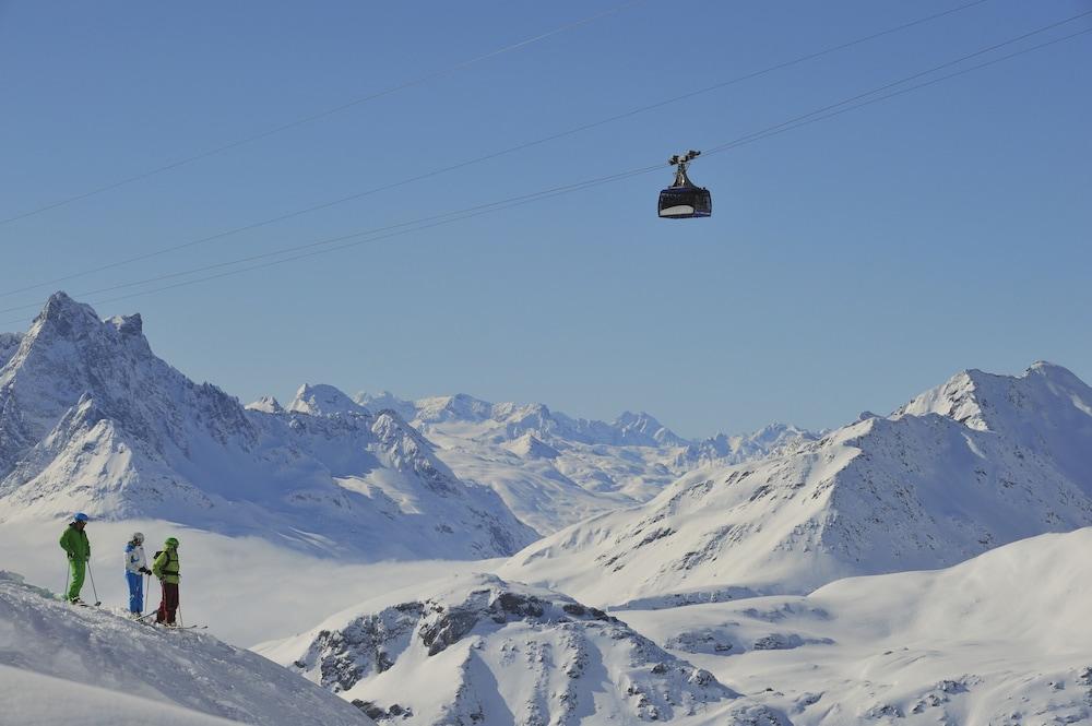 Berghotel Basur - Das Schihotel Am Arlberg Flirsch Dış mekan fotoğraf